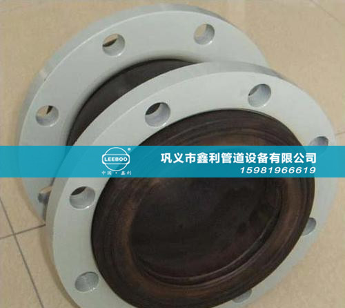 環(huán)境保護(hù)橡膠接頭起的作用是？